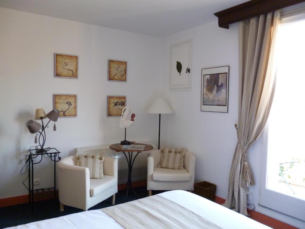Hotel-Restaurant Cote Rivage Badefols-sur-Dordogne 객실 사진