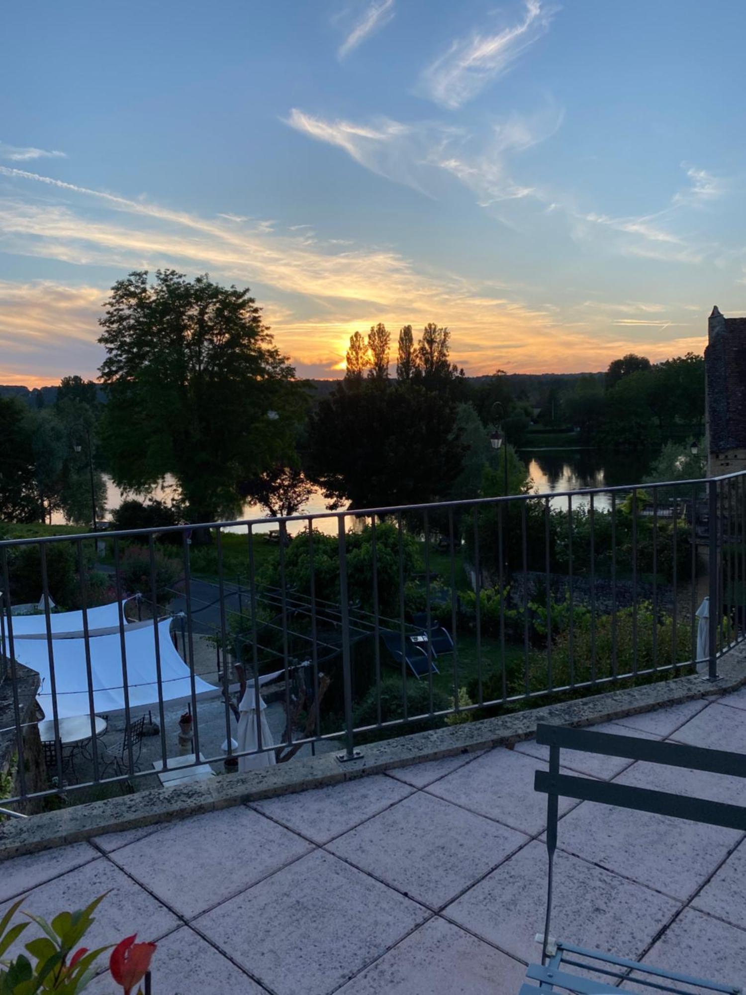 Hotel-Restaurant Cote Rivage Badefols-sur-Dordogne 외부 사진