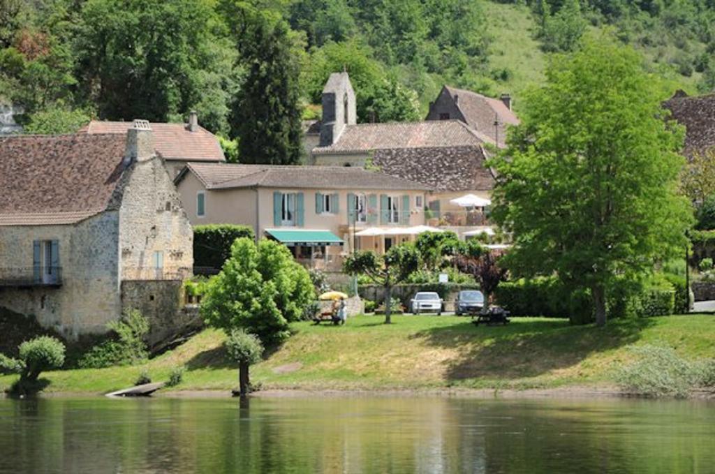 Hotel-Restaurant Cote Rivage Badefols-sur-Dordogne 외부 사진